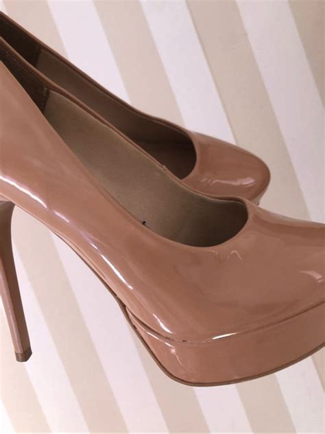 Salto Alto Nude Sandália Feminina Ala Calçados Usado 70833957 enjoei