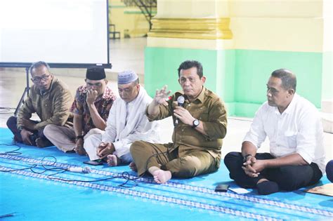 Gubernur Ansar Pimpin Pertemuan Bahas Revitalisasi Lanjutan Pulau