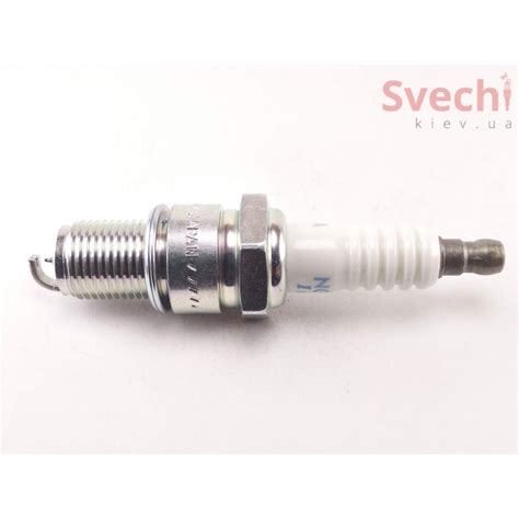 MN119500 свеча зажигания Mitsubishi