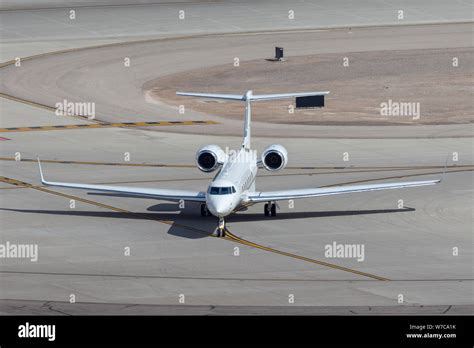 Gulfstream G550 Luxury Business Jet N928gc At Mccarran International