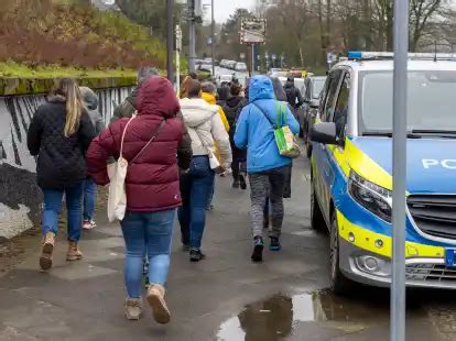 Großeinsatz in Wuppertal war Amoktat Vier Schüler verletzt