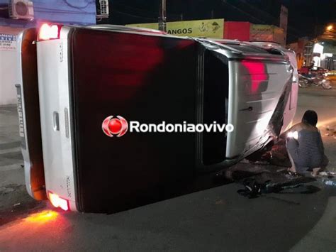 Hilux capota após motorista avançar preferencial em Porto Velho Veja o