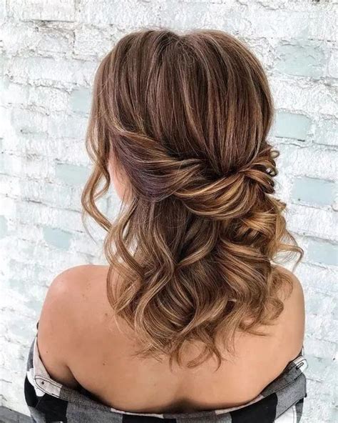 10 Beautiful Bridesmaid Hairstyles 6 Penteado Cabelo Curto Festa