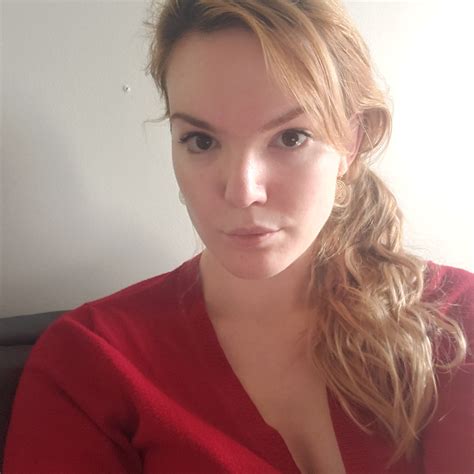 Tumblr Blonde Hair Brown Eyes