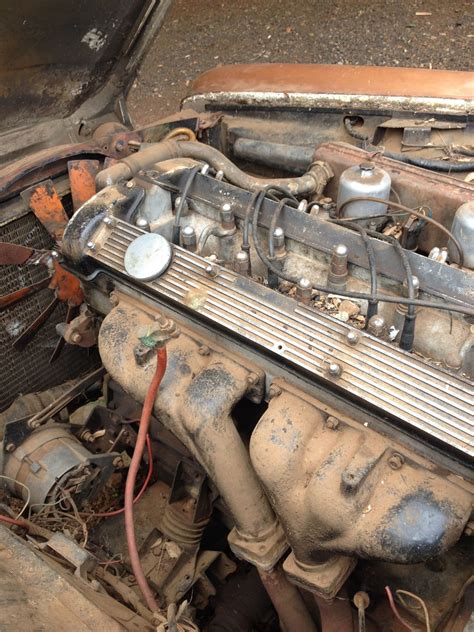 Jaguar XJ6 Engine Bay Cross Bar - Stock or Mod? - Jaguar Forums ...