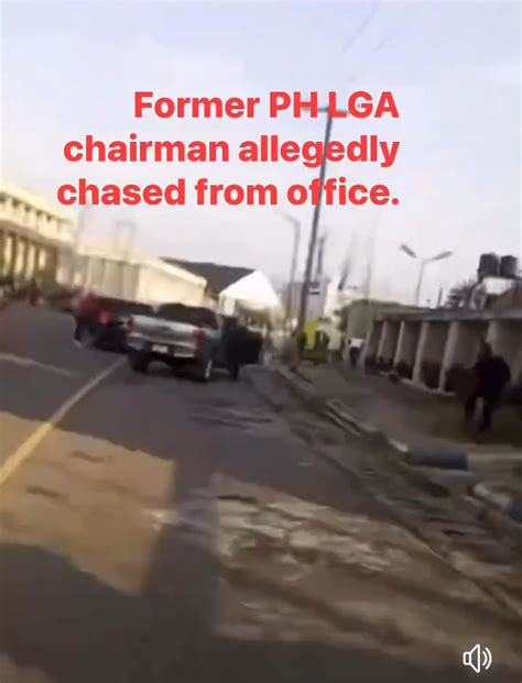 Youths Chase Ex PHALGA Chairman Ihunda His Security Men Politics