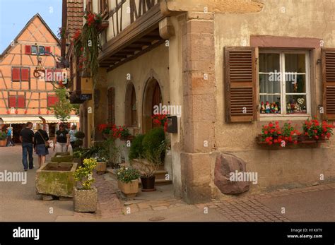 Eguisheim, Alsace Wine Route, Haut-Rhin, Alsace, France, Europe Stock ...