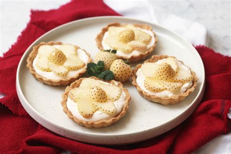 Vegan Pineberry Tarts Supper In The Suburbs