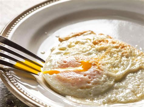 How To Cook Over Easy Egg