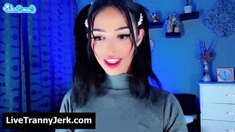 Horny Trans Likes To Jerk Cock On Cam