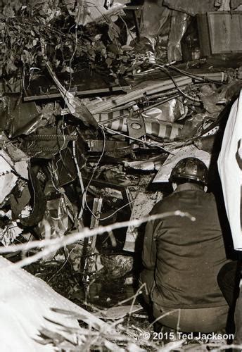 Lynyrd Skynyrds Plane Crashed 39 Years Ago This Week Music