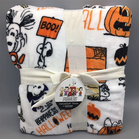 Peanuts Berkshire Halloween Blanket Velvetsoft Throw Great Pumpkin Snoopy 55x70 Ebay