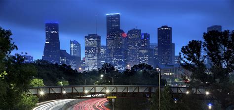 Your Ultimate Guide to Parking in Houston - SpotHero Blog