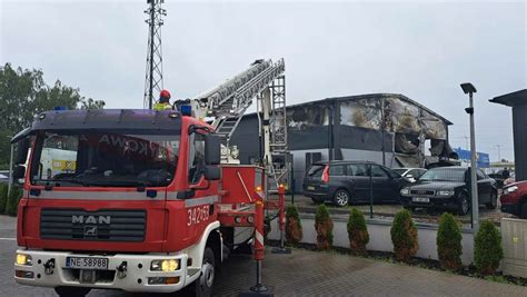 Pożar w autokomisie przy Warszawskiej zdjęcie nr 307226 Elbląg