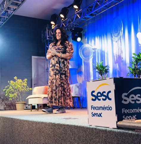 Sesc Farroupilha Espetáculo Gratiluz Dra Rosângela tem boa adesão