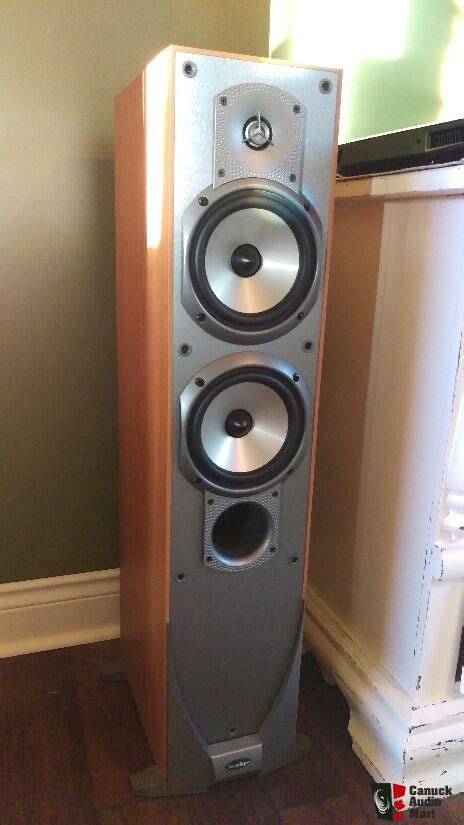 Paradigm Phantom v.4 Speakers Photo #1273838 - Canuck Audio Mart