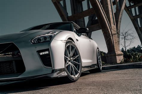 2022 Nissan Gtr Bd F29 Brushed Silver Wheels