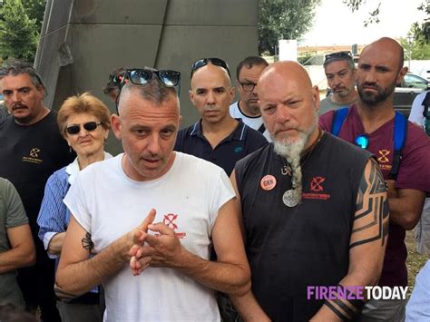 Ex Gkn protesta alla Torre di San Niccolò