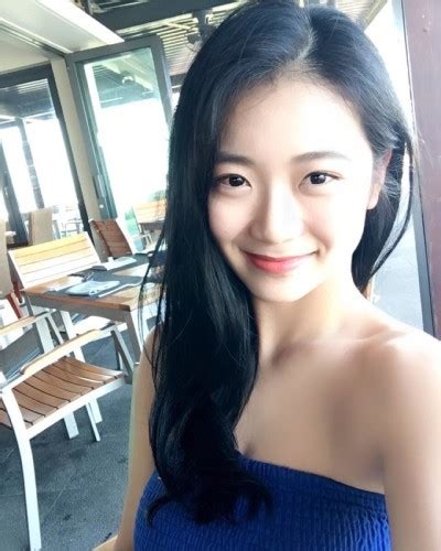 안소현 골퍼 출생 1995년 4월 16일 신체 167cm 소속 Tumbex