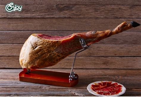 Bật mí cách so sánh thịt heo Iberico Bellota và Iberico Cebo Iberico vn