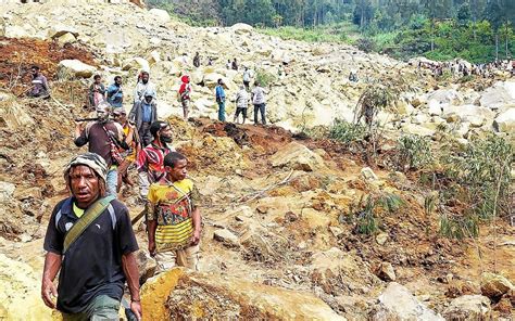 Glissement de terrain en Papouasie Nouvelle Guinée plus de 2 000