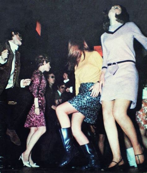 Dig The 60s Retro Girls Fashion Mini Skirts