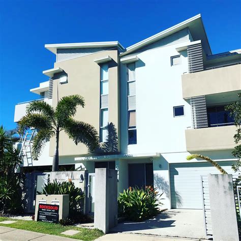 Building Maintenance & Repairs Gold Coast | Exterior Painting | Rocksolid