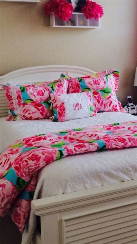 Pin By Hanna Capps On Yummy Lilly Pulitzer Bedding Girls Bedroom