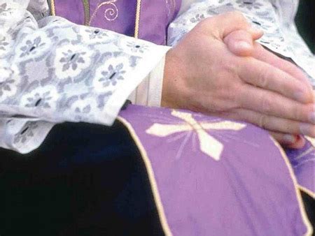 Prostituzione gay sospeso il Gentiluomo di sua Santità Gay it