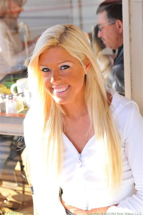 Amazing Blonde Fingering And Toying Her Cunt With Big Banana Porn Pictures XXX Photos Sex