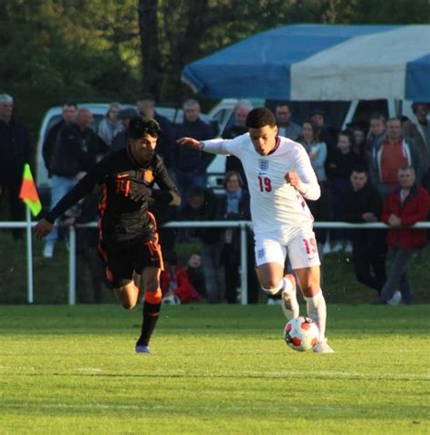 15-year-old Ethan Nwaneri makes Arsenal debut in Brentford win