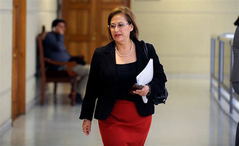 Senadora Muñoz descarta haber interferido en traslado de detenido por