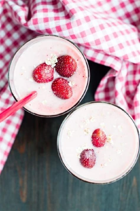 Smoothie De Fresa Y Pl Tano Con Sal Y Azucar