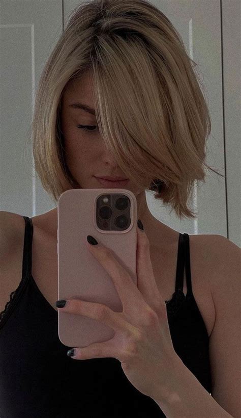 40 Timeless Charm Of The Bob Haircuts Hairstyles Blonde Side Part Bob Haircut Bobs