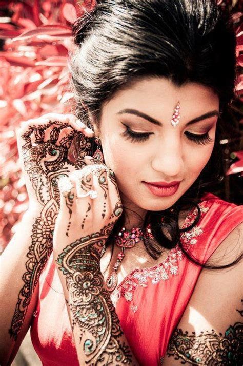 Beautiful Latest Simple Arabic Pakistani Indian Bridal Girl Mehndi Designs Indian Bridal