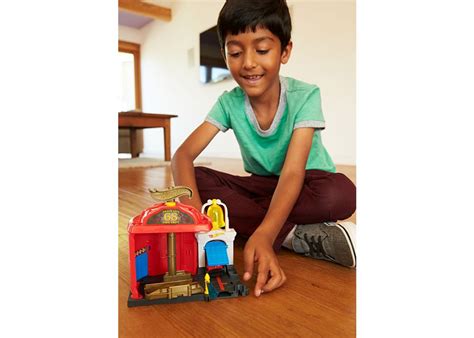 Купити Набір Hot Wheels Пожежна станція Hot Wheels City Downtown Fire