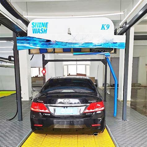 China Touchless Car Wash Machine Automatic Cleaning Equipment For