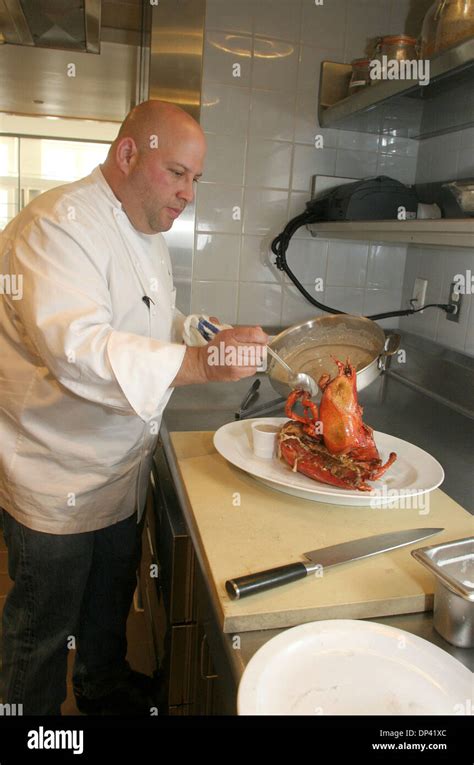 Jul 21 2006 Beverly Hills Ca Usa Chef Lee Hefter Preparing The Pan