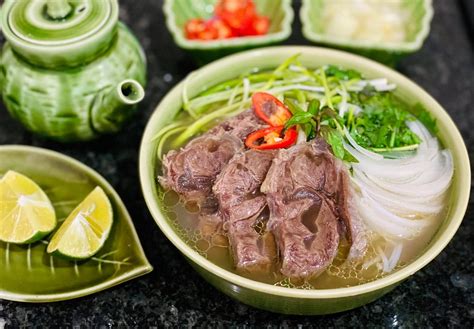 Vietnamese soup: TOP 15 irresistible dishes you should try once - Du ...