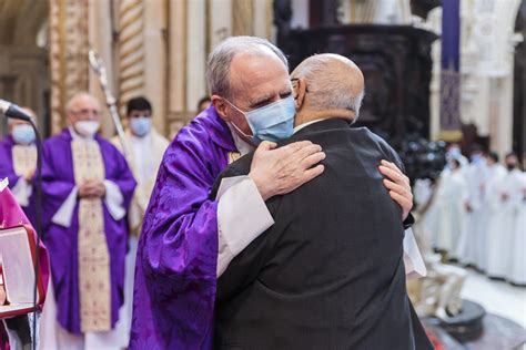 Pepe Vacas recibe la medalla Pro Ecclesia et Pontífice en la Catedral