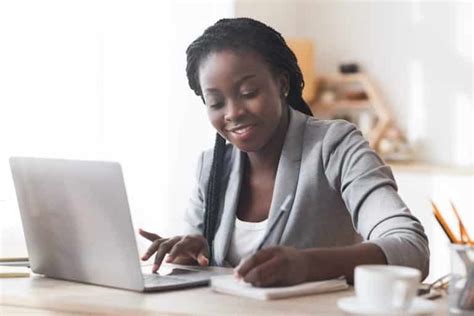 9 Black Women Financial Experts You Need To Know Clever Girl Finance