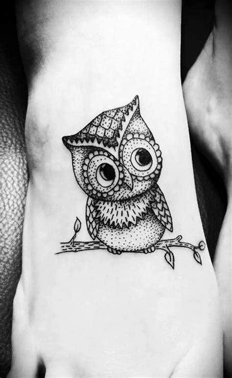 Tatouage hibou femme Signification et 30 idées en images pour s