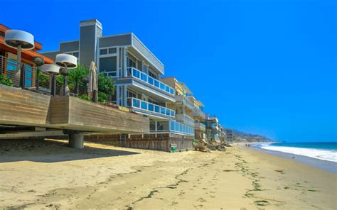 Carbon Beach Real Estate | Neighborhood Guide | Brian Merrick