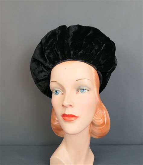 Vintage 1940s Black Velvet Hat, Gathered Front, Topper