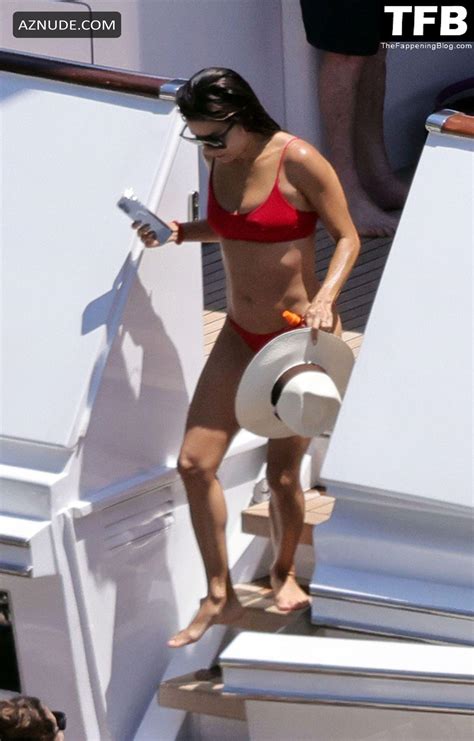 Eva Longoria Sexy Seen Showcasing Her Stunning Figure And Ass Crack In A Red Bikini On Holiday