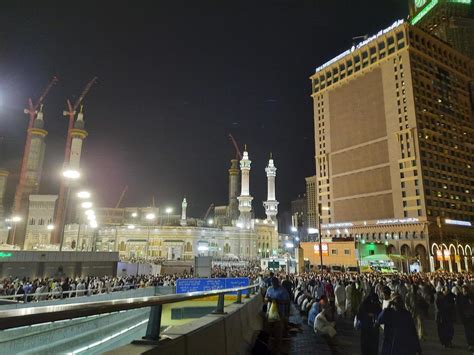 Mecca, Saudi Arabia, April 2023 - A beautiful view of pilgrims, tall ...