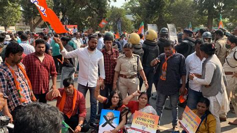 Bjp Yuva Morcha Stages Massive Protest In Bhubaneswar Police Resort To