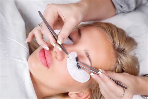 Services In A Wink Lash And Beauty Lounge