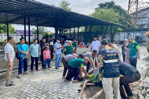 Iduladha Pegadaian Kanwil Pekanbaru Salurkan Ekor Hewan Kurban