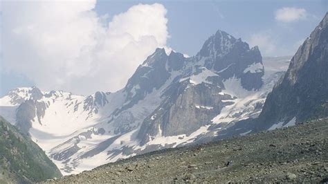 Thajiwas Glacier - Sonamarg | Thajiwas Glacier Photos, Sightseeing ...